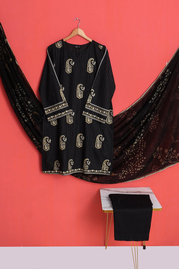 EMBROIDERED SUITS